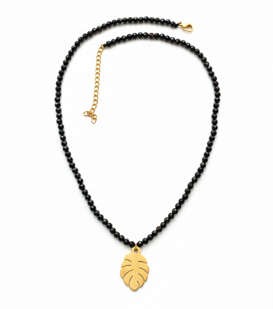 Foliage Charm Necklace - Black Spinel